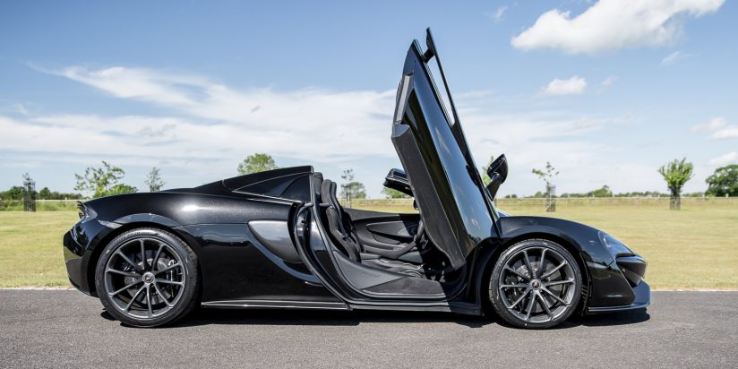 McLaren 570S Spider - ONYX BLACK - Alastair Bols