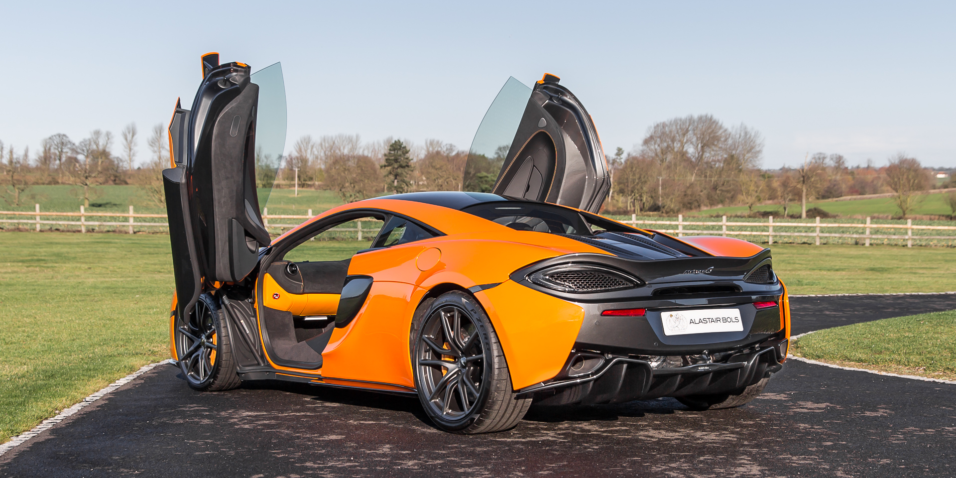 phillips フルスーツ Mサイズ 男性用 ブラック/オレンジ phillips フルスーツ Mサイズ 男性用 ブラック/オレンジ phillips