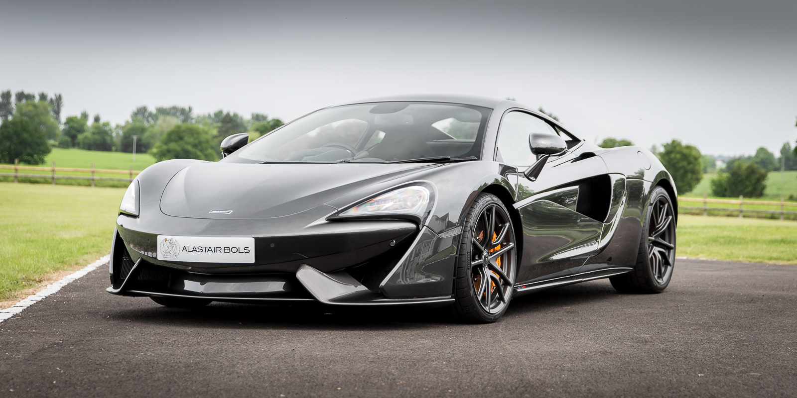 McLaren 570s Coupe Storm Grey
