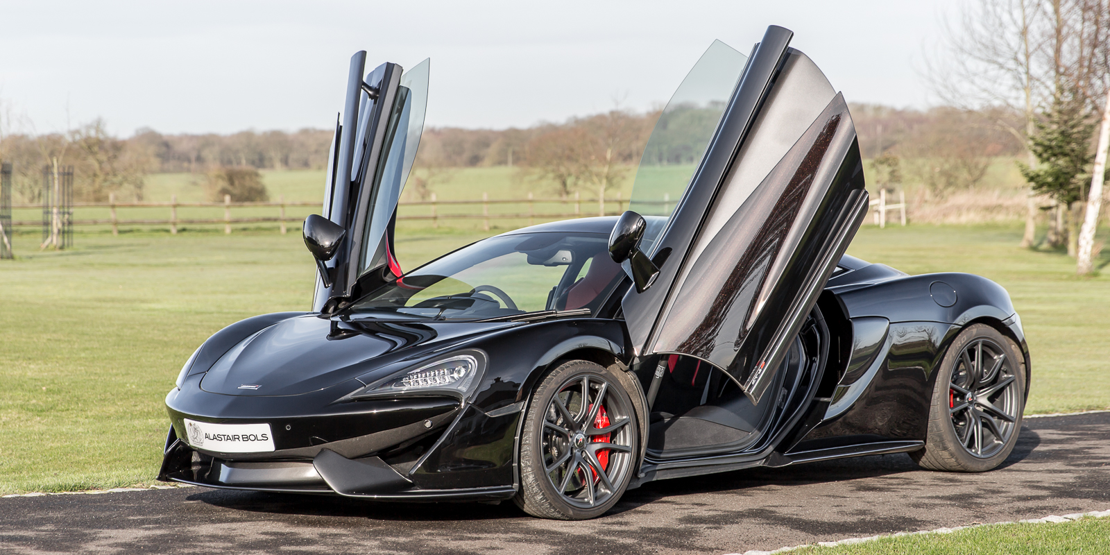 McLaren 570S - Fire Black - Alastair Bols