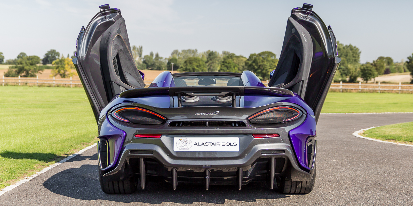 洋楽 LEKAIDA IM GORCENTE McLaren 600LT Spider Lantana Purple - Alastair Bols