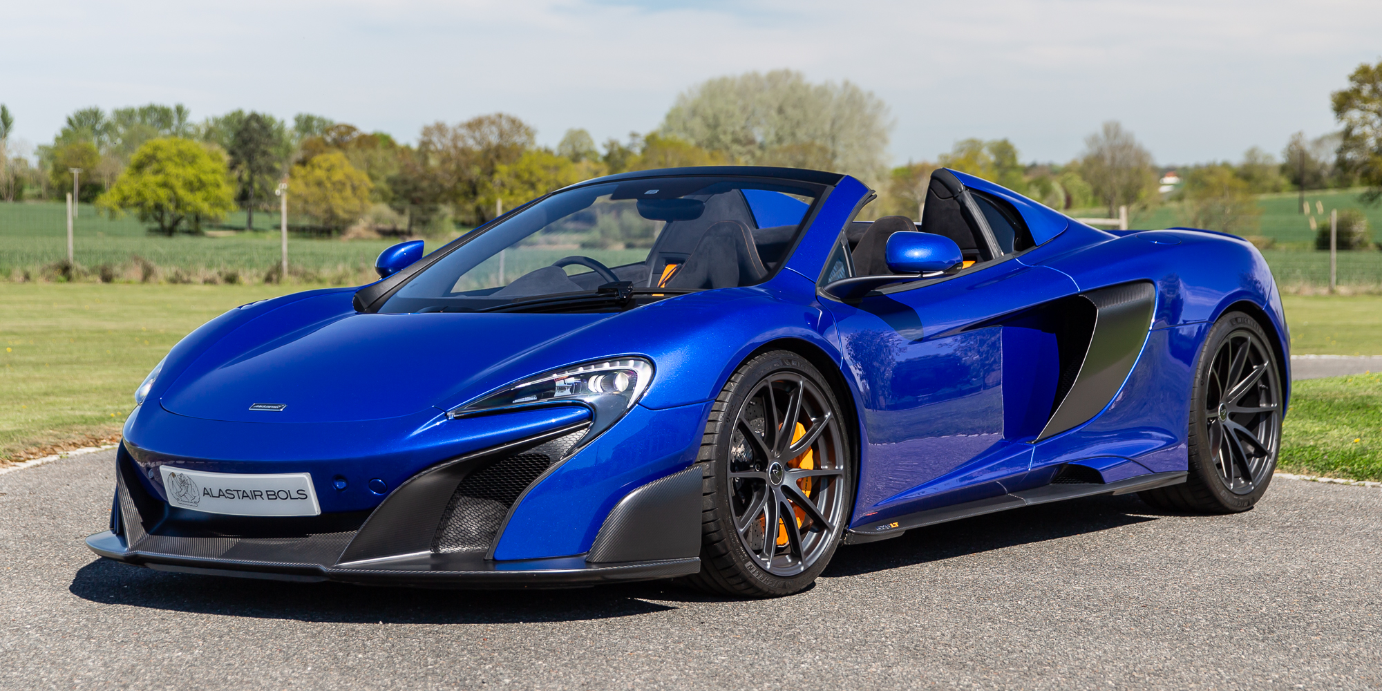 McLaren 675LT Spider – Burton Blue