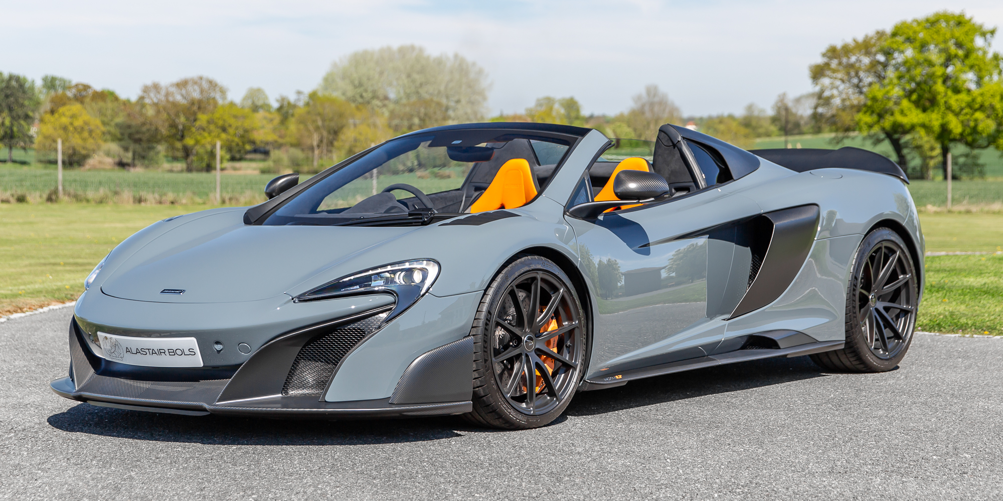 McLaren 675LT Spider in Chicane Grey